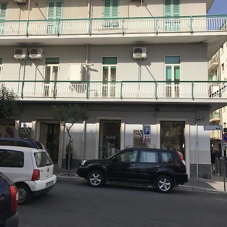 Bed and Breakfast Donna Margharet Crotone Zewnętrze zdjęcie
